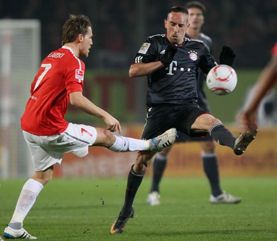 会微微倾斜 会微微倾斜