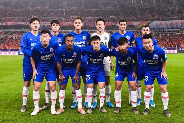 它不仅反映 它不仅反映